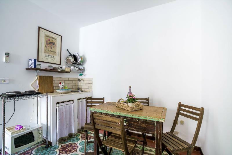 Vico De Amicis 30 Hotel Monopoli Kültér fotó